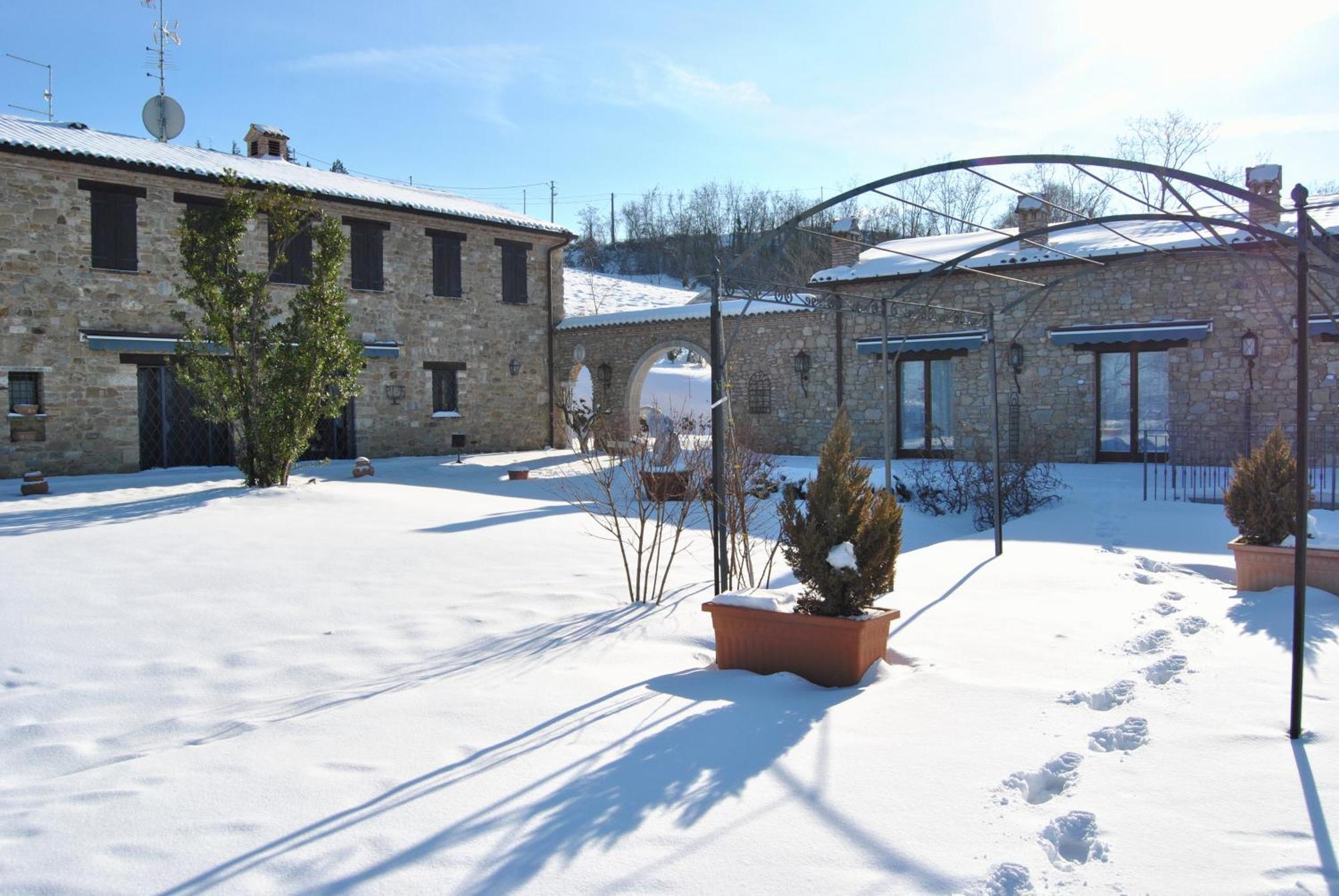 I Quattro Passeri Country House Santa Paola Kültér fotó
